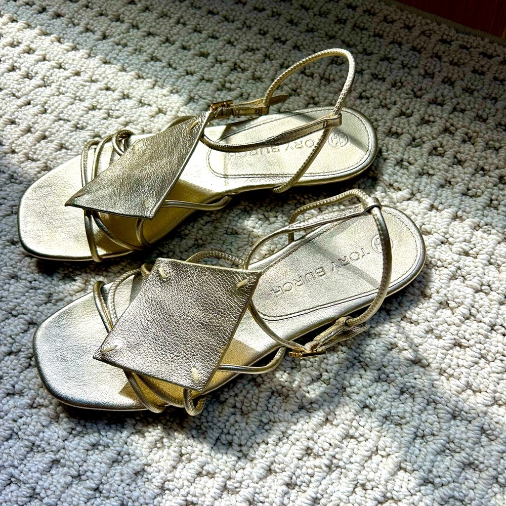 Tory Burch Gold Sandals Size 6.5